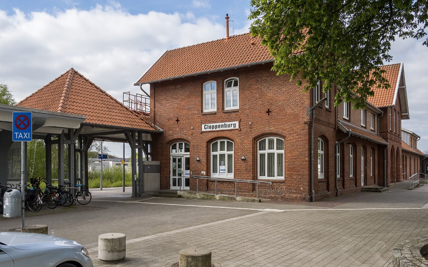 Bahnhof Cloppenburg Empfangsgebäude (2023)