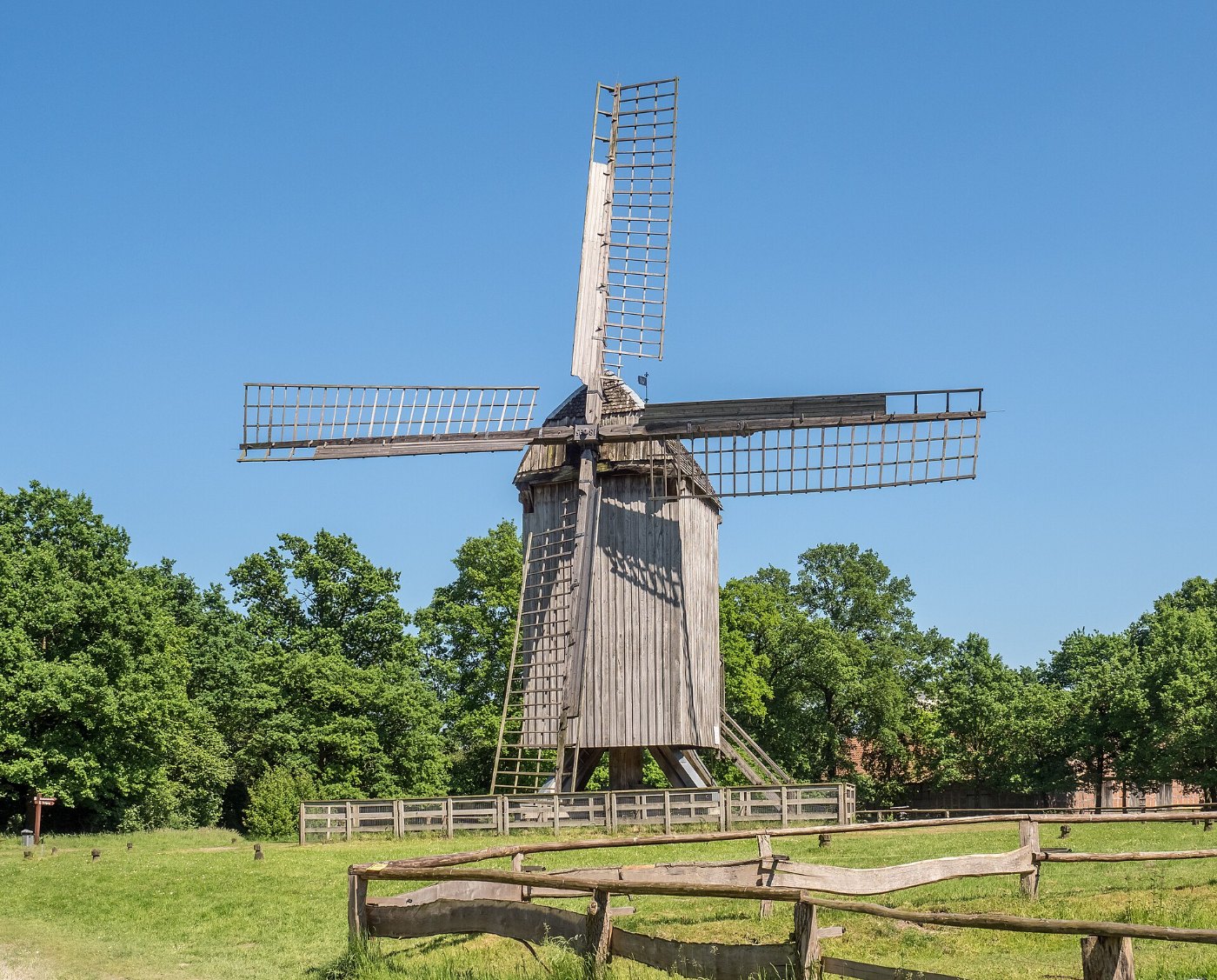 Freilichtmuseum Cloppenburg Bockwindmühle 17RM3629