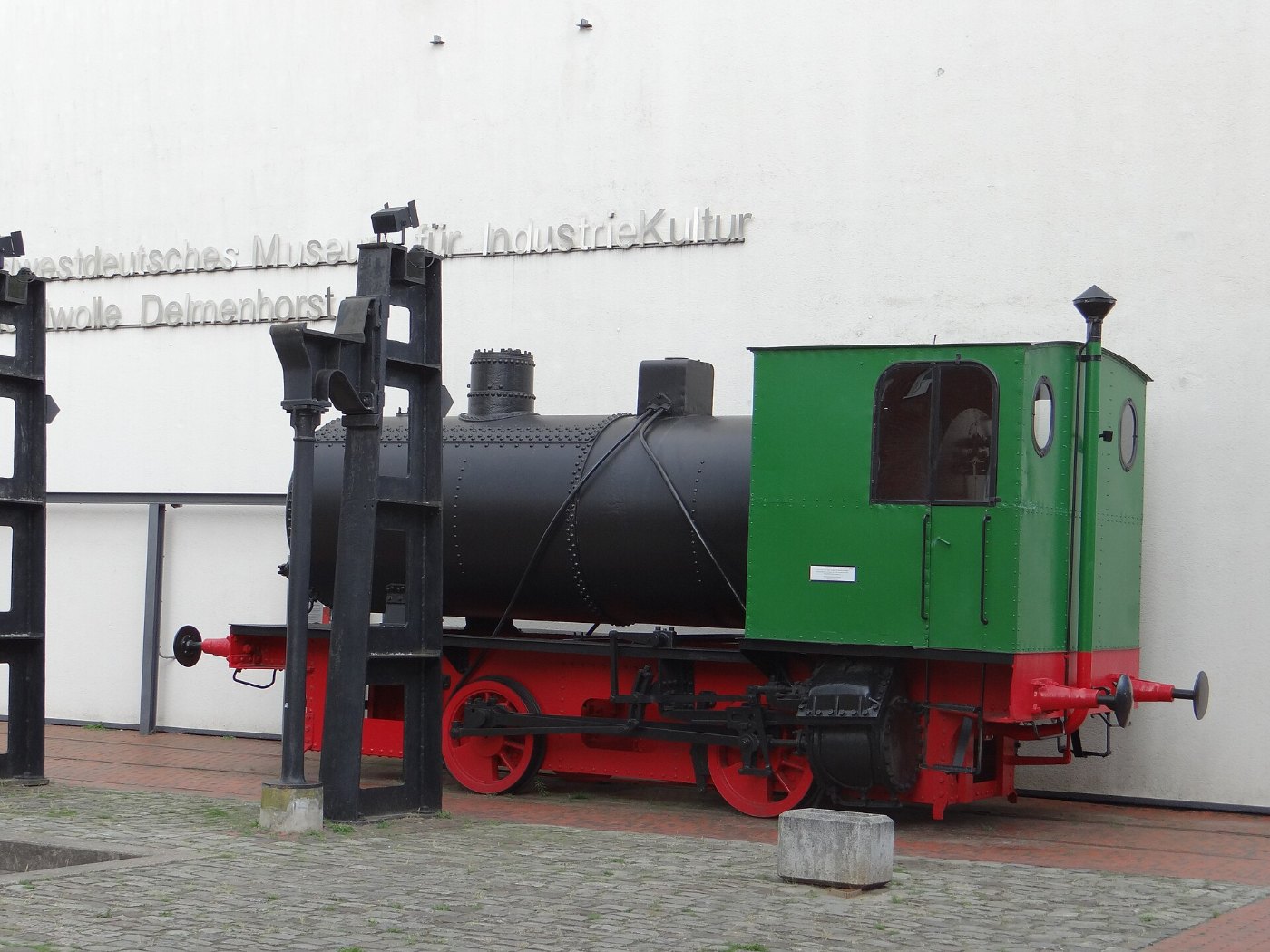 Dampfspeicherlok am Fabrikmuseum Nordwolle
