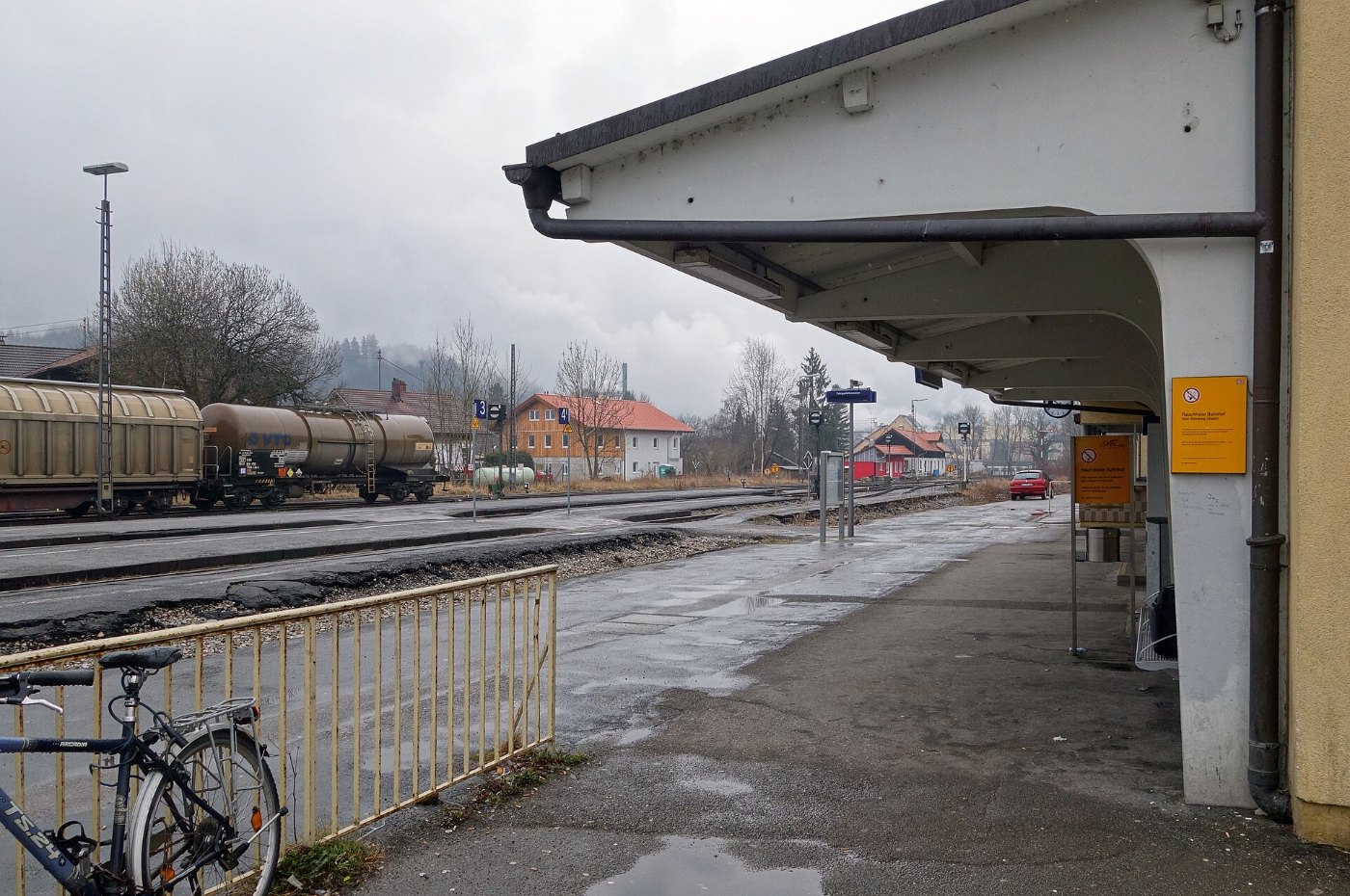 Bahnhof Schongau Bahnsteige Blickrichtung Süden