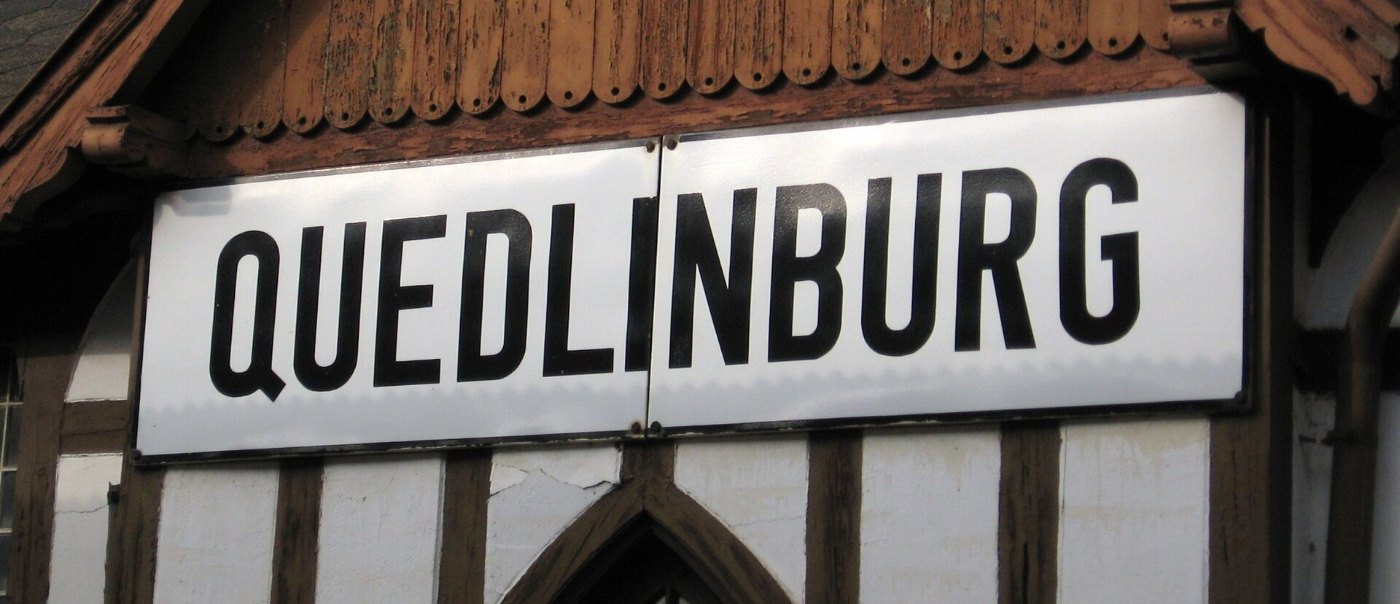 Bahnhof Quedlinburg Schild
