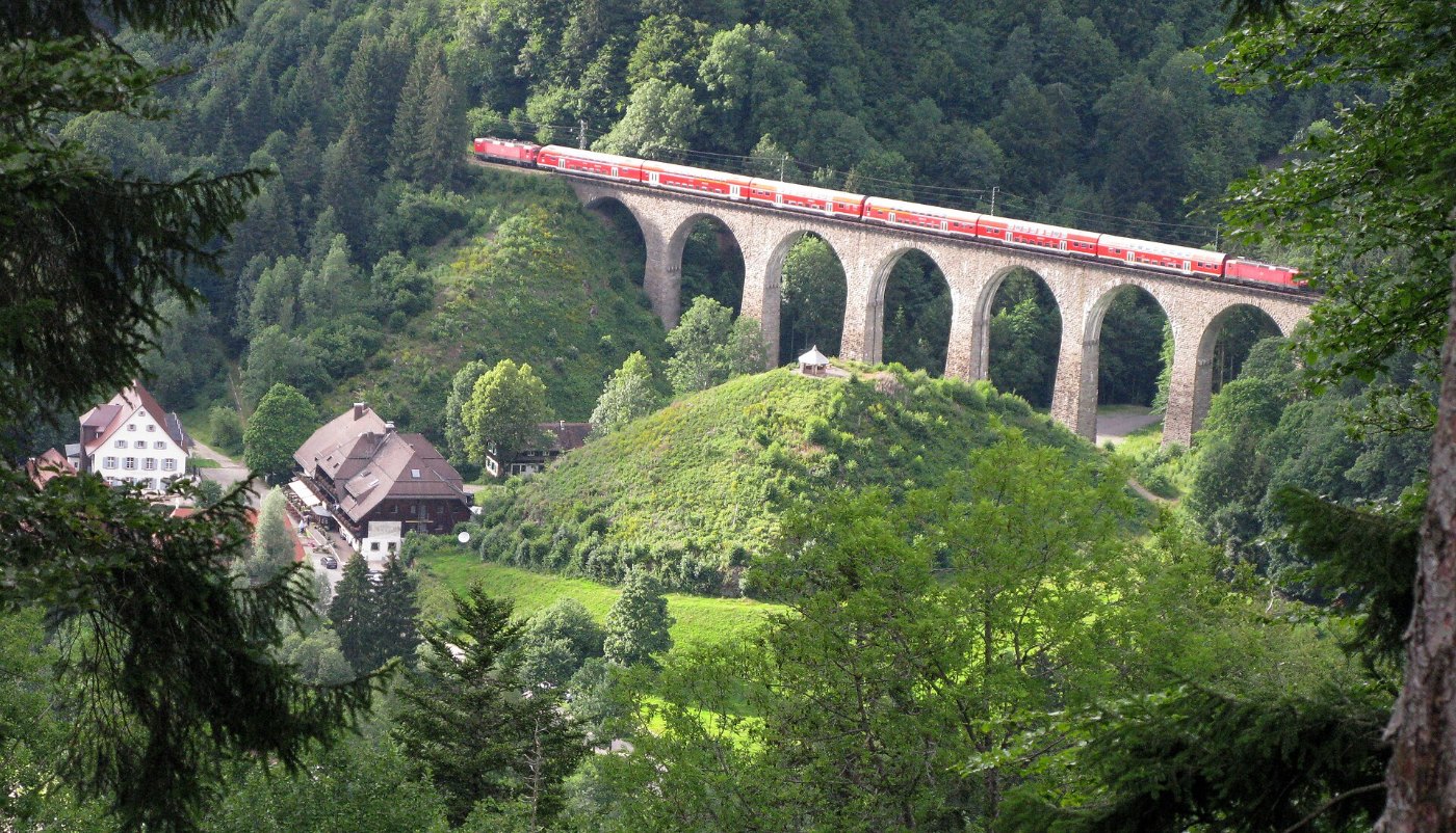 Ravennabrücke mit Sternen