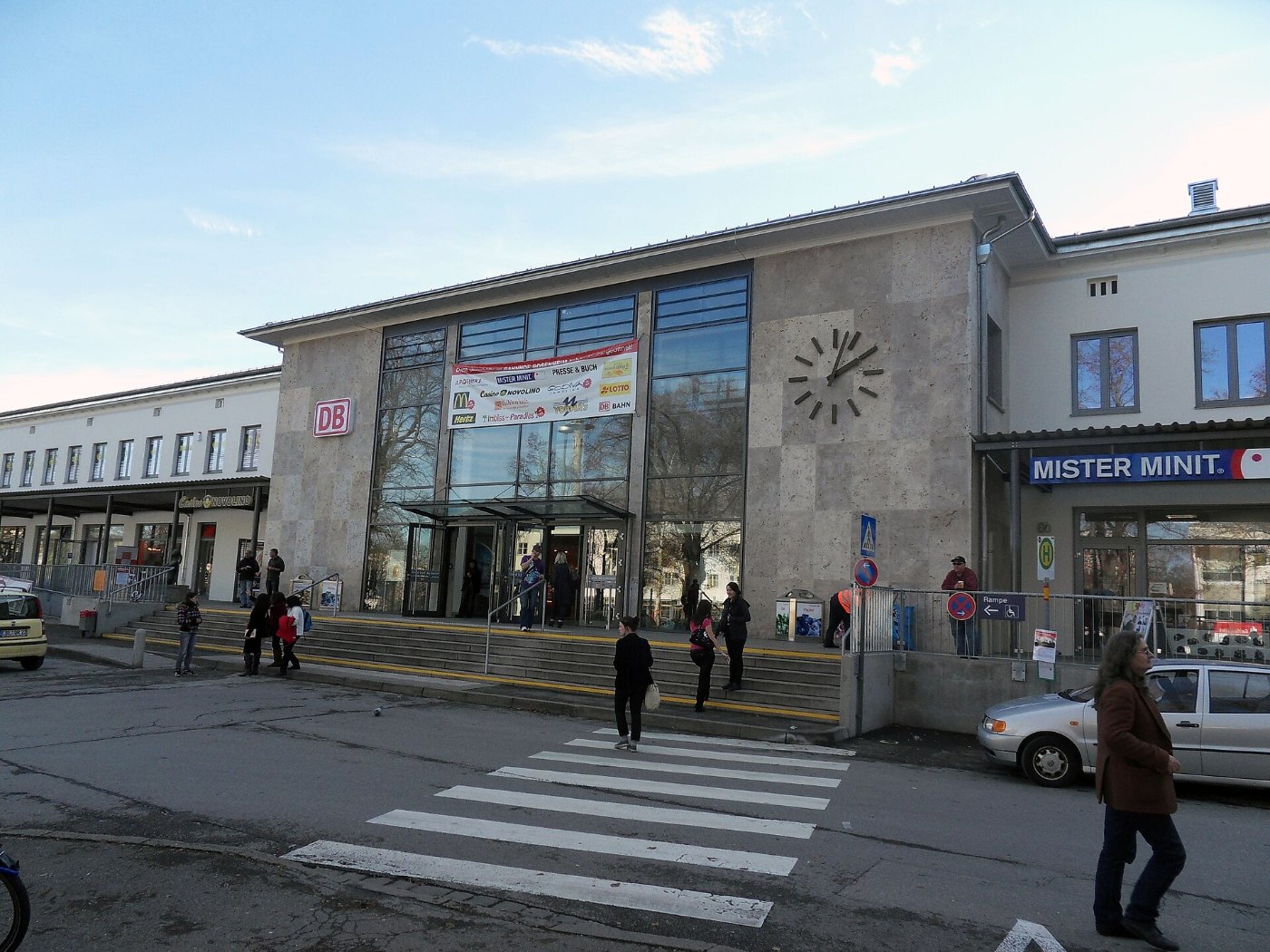 Trainstation Rosenheim 2