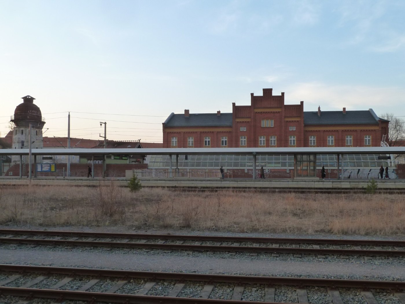 BfRathenowBahnsteigEGWestlicherWasserturm