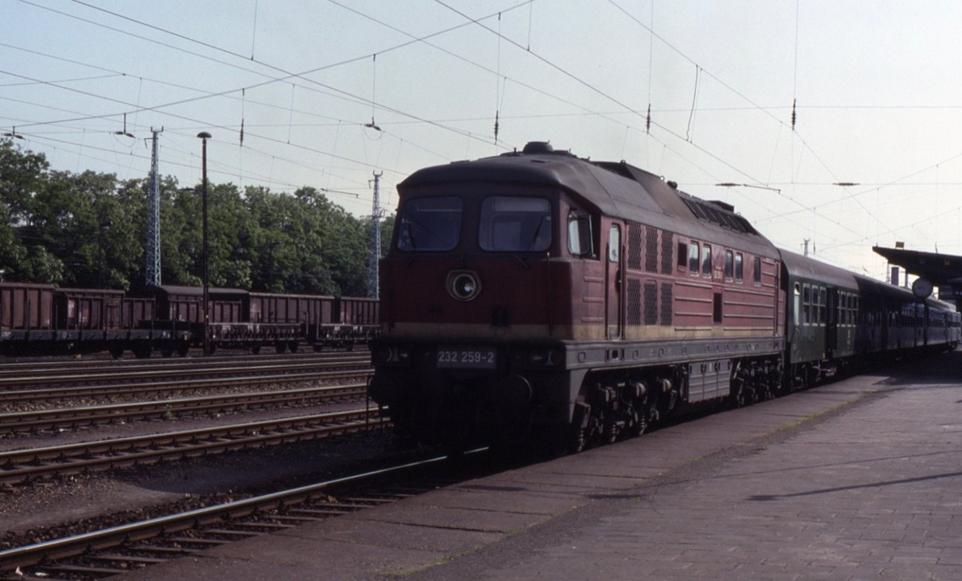30.05.92 Sangerhausen 232.259 ()