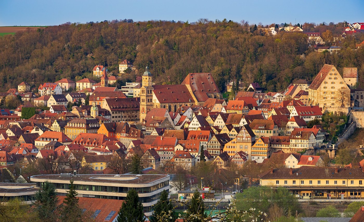 Schwäbisch Hall Altstadt Ansicht von SSW mit Abendlicht (1)