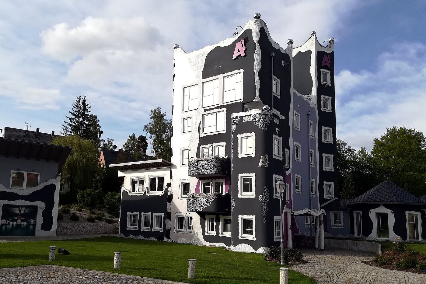 Büroturm Selb 01