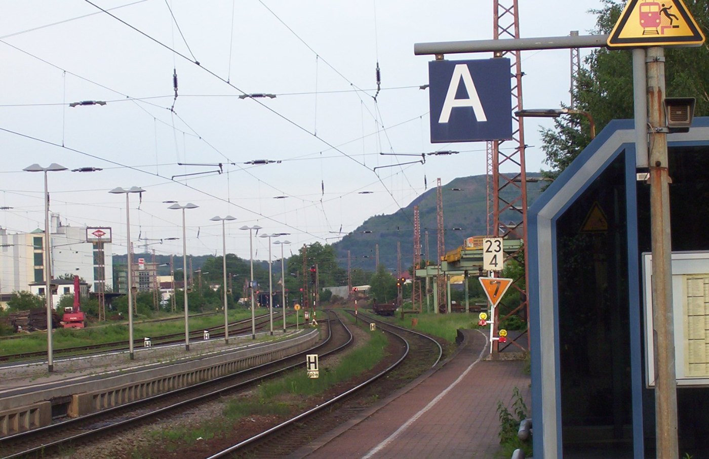 Bahnhof Saarlouis Bahnsteige(2)