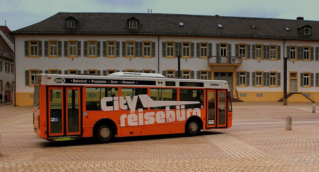 Bus from Bahnhof Speyer to Technikmuseum Speyer ()