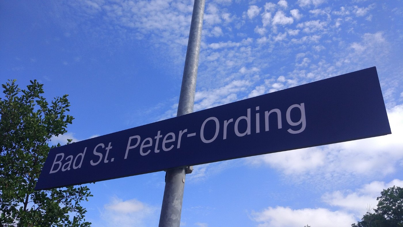 Bahnhofsschild Bad St Peter Ording