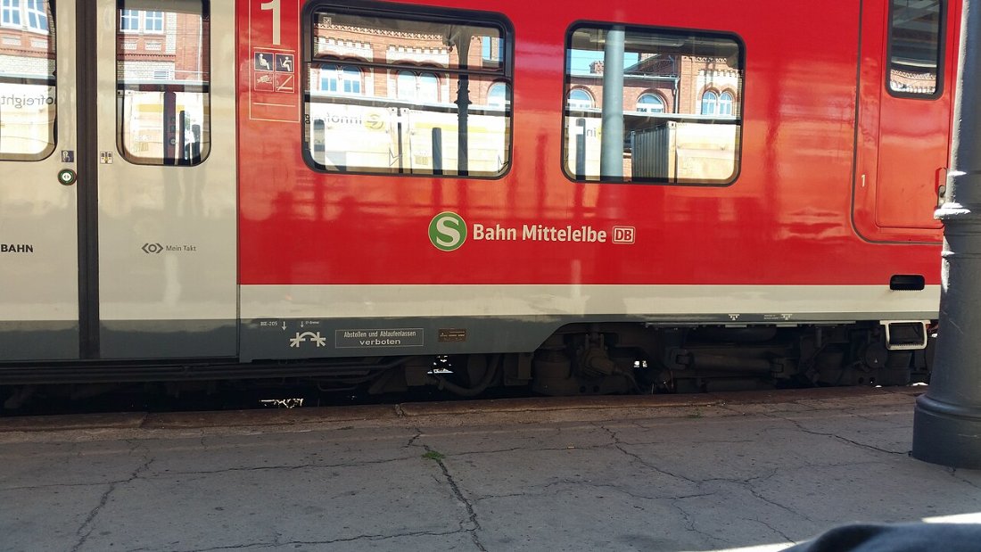 Zug S Bahn Mittelelbe Bf. Stendal