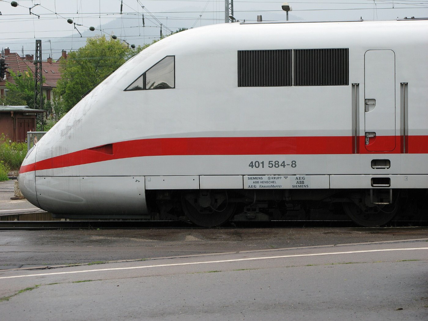 2007 07 29 Offenburg ICE Triebkopf 401 584 8