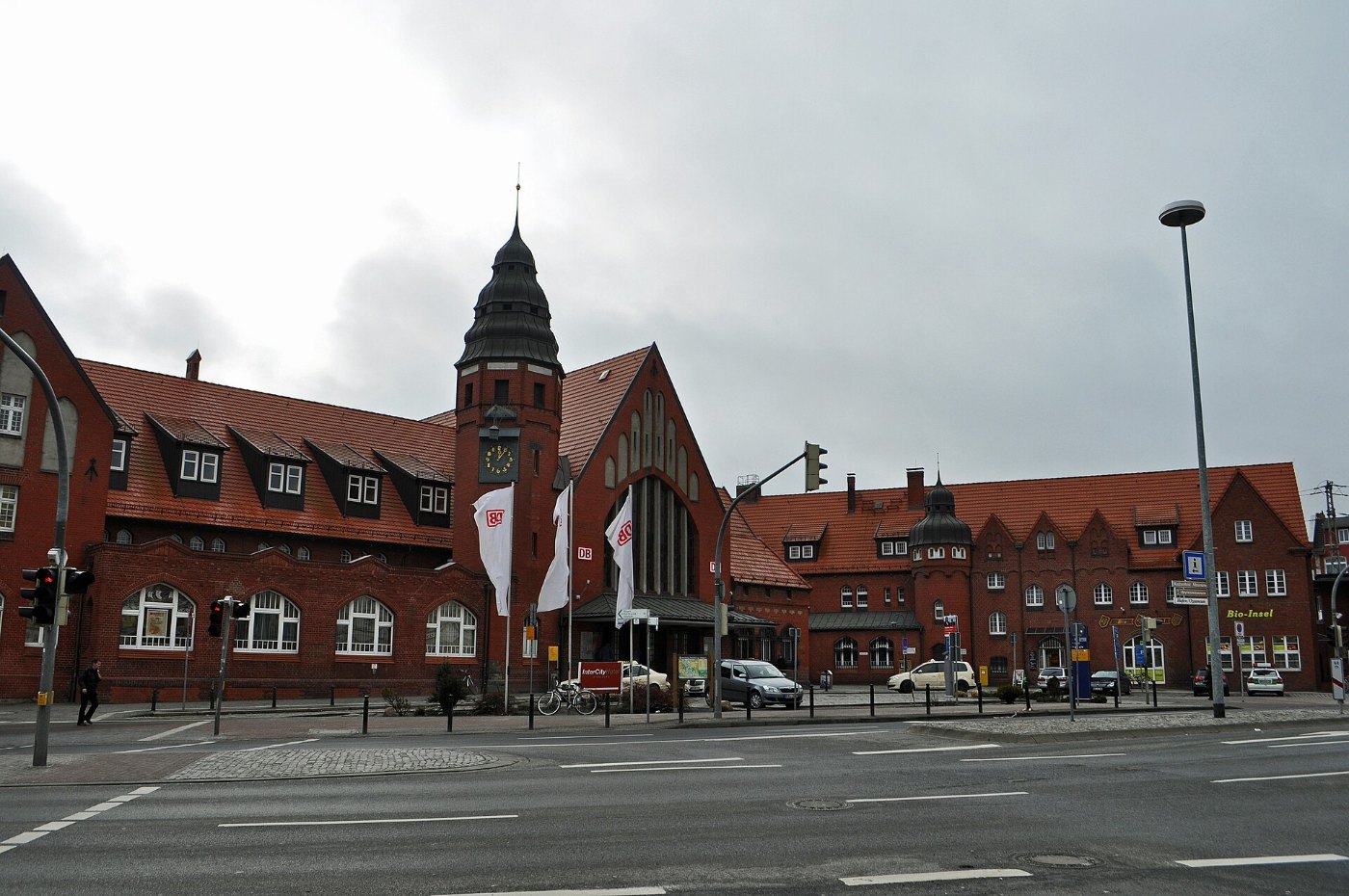 Stralsund, Hauptbahnhof (2013 02 03), by Klugschnacker in Wikipedia (5)