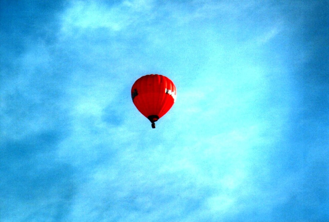 Heißluftballon über Straubing in Bayern