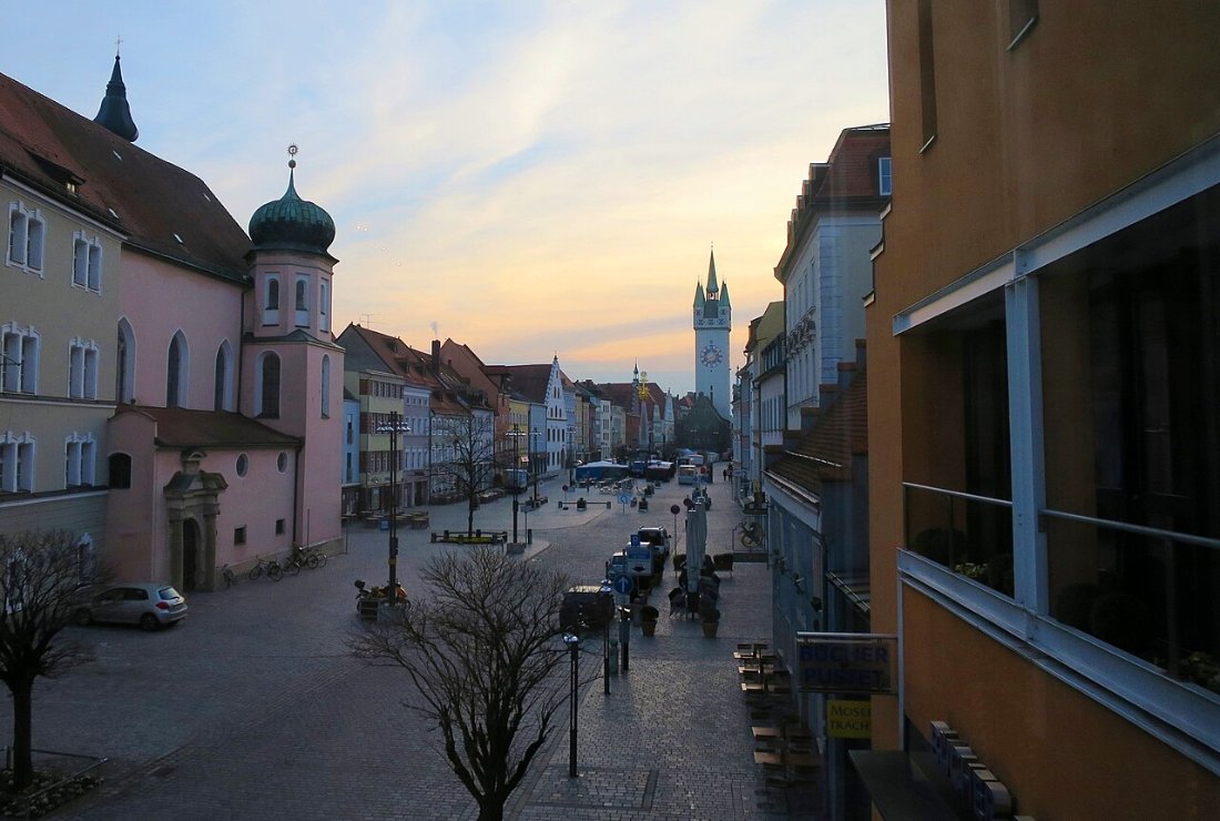 Morning Light in Straubing panoramio
