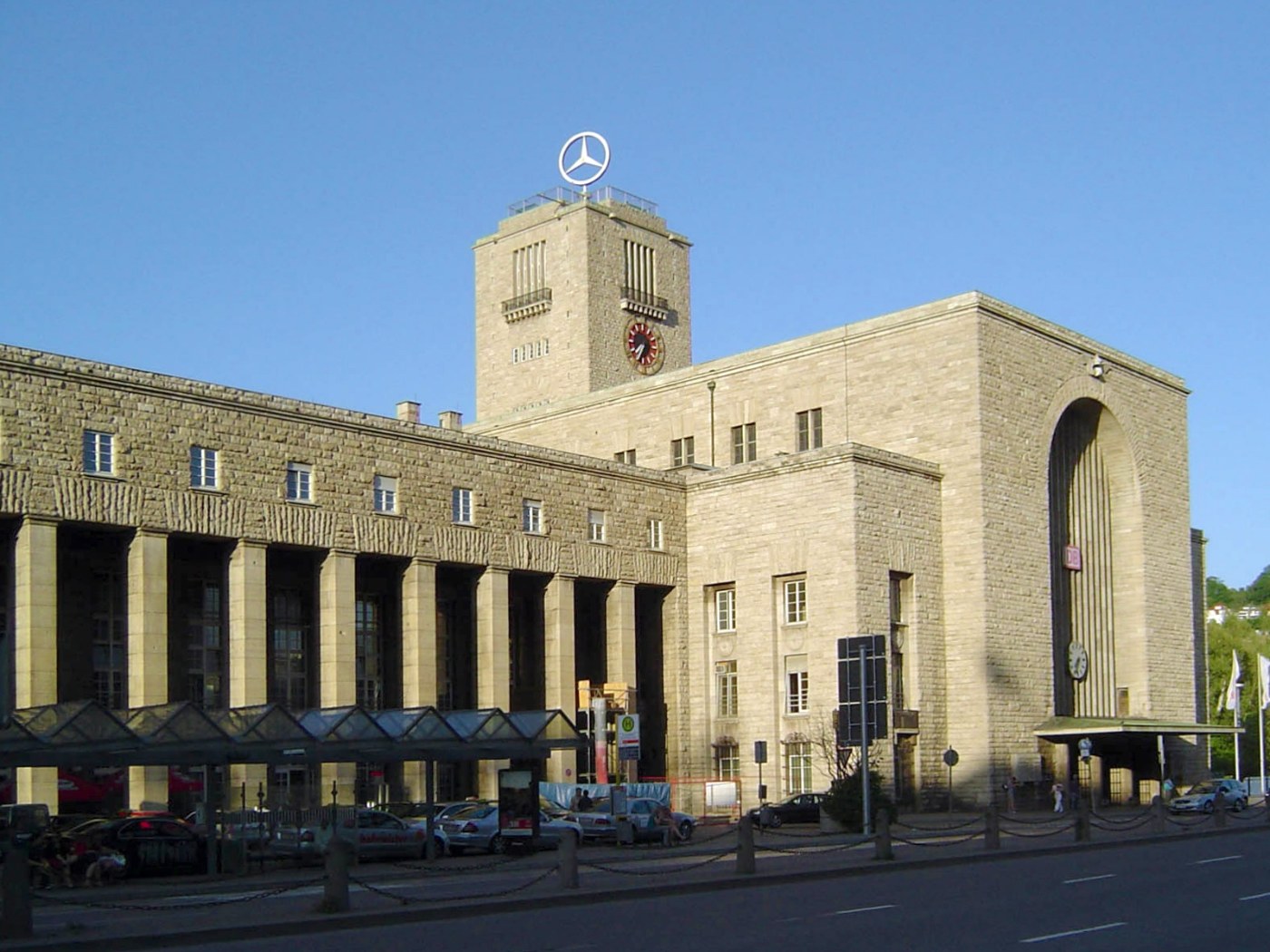 Der Bonatzbau des Stuttgarter Hauptbahnhofs