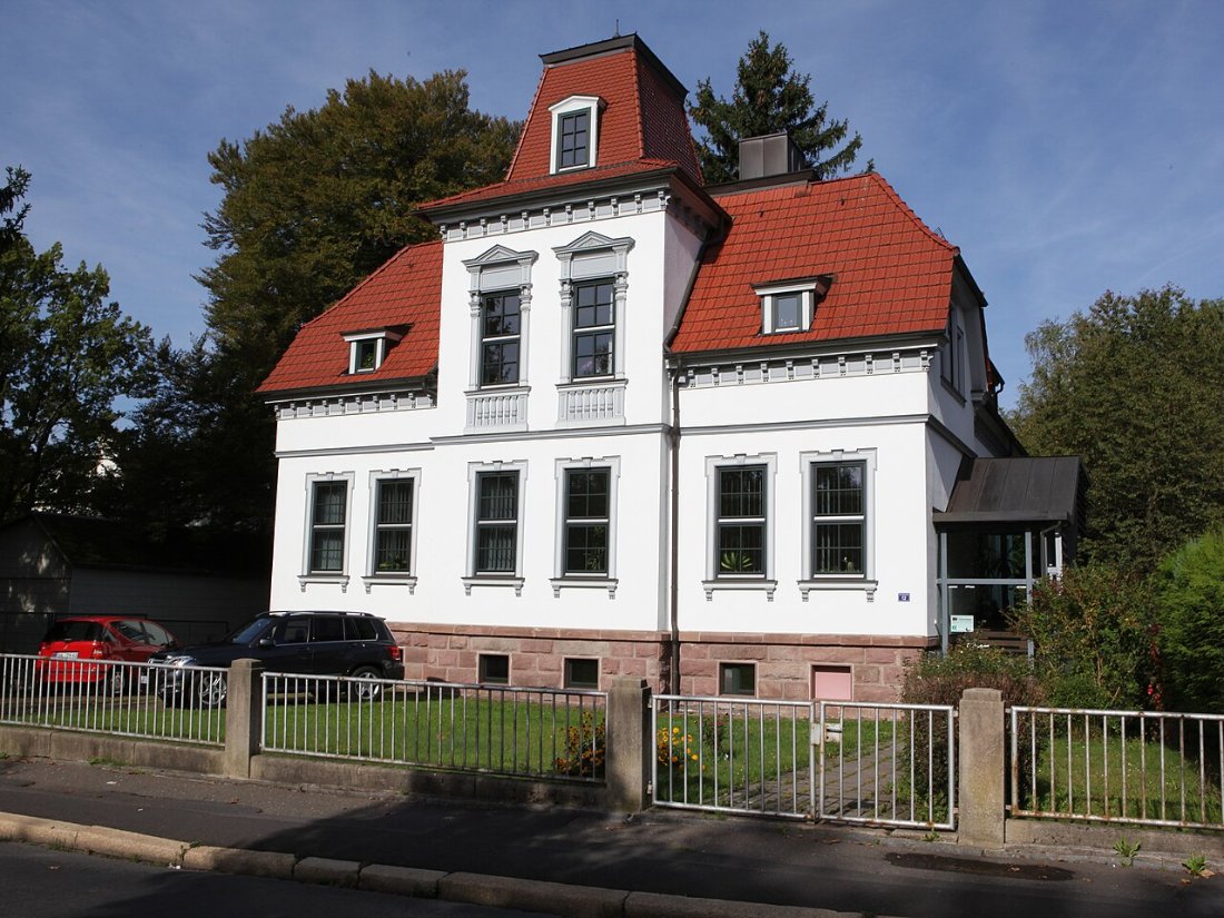 Suhl Am Bahnhof 12