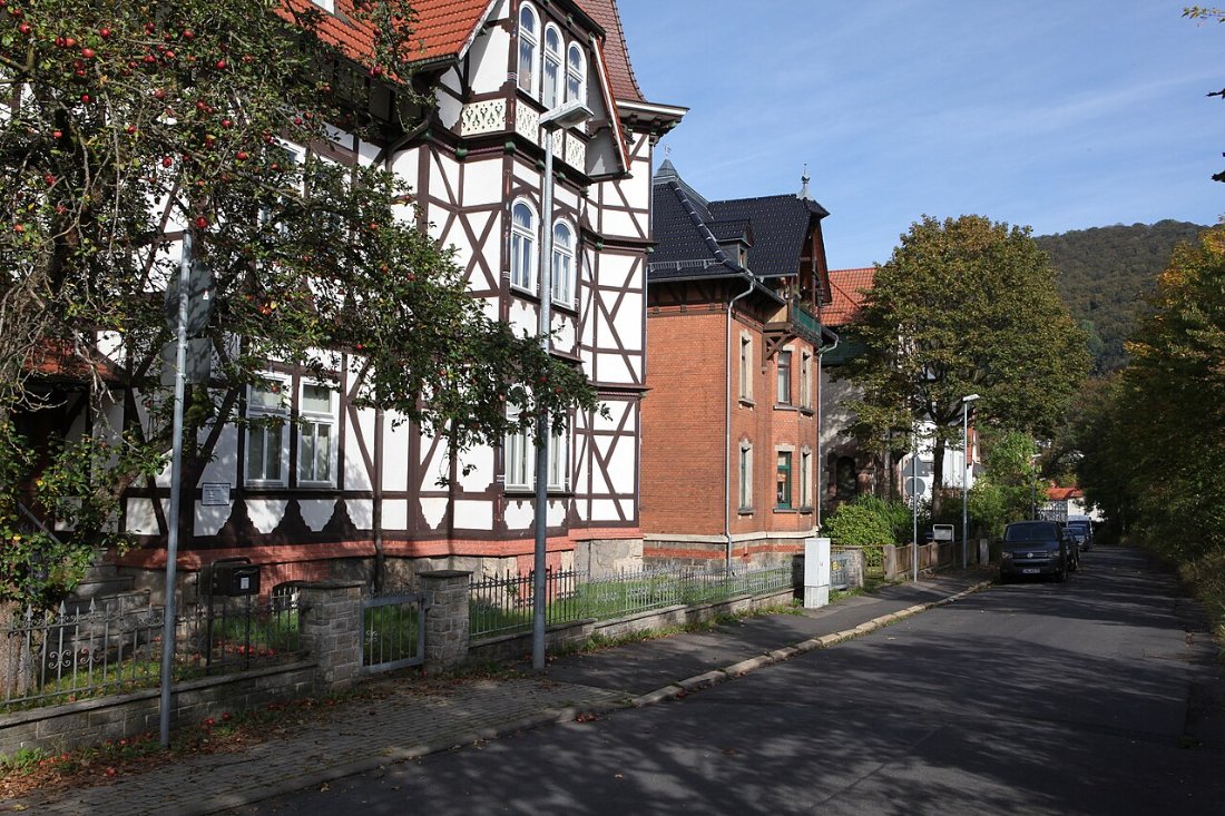 Suhl Am Bahnhof
