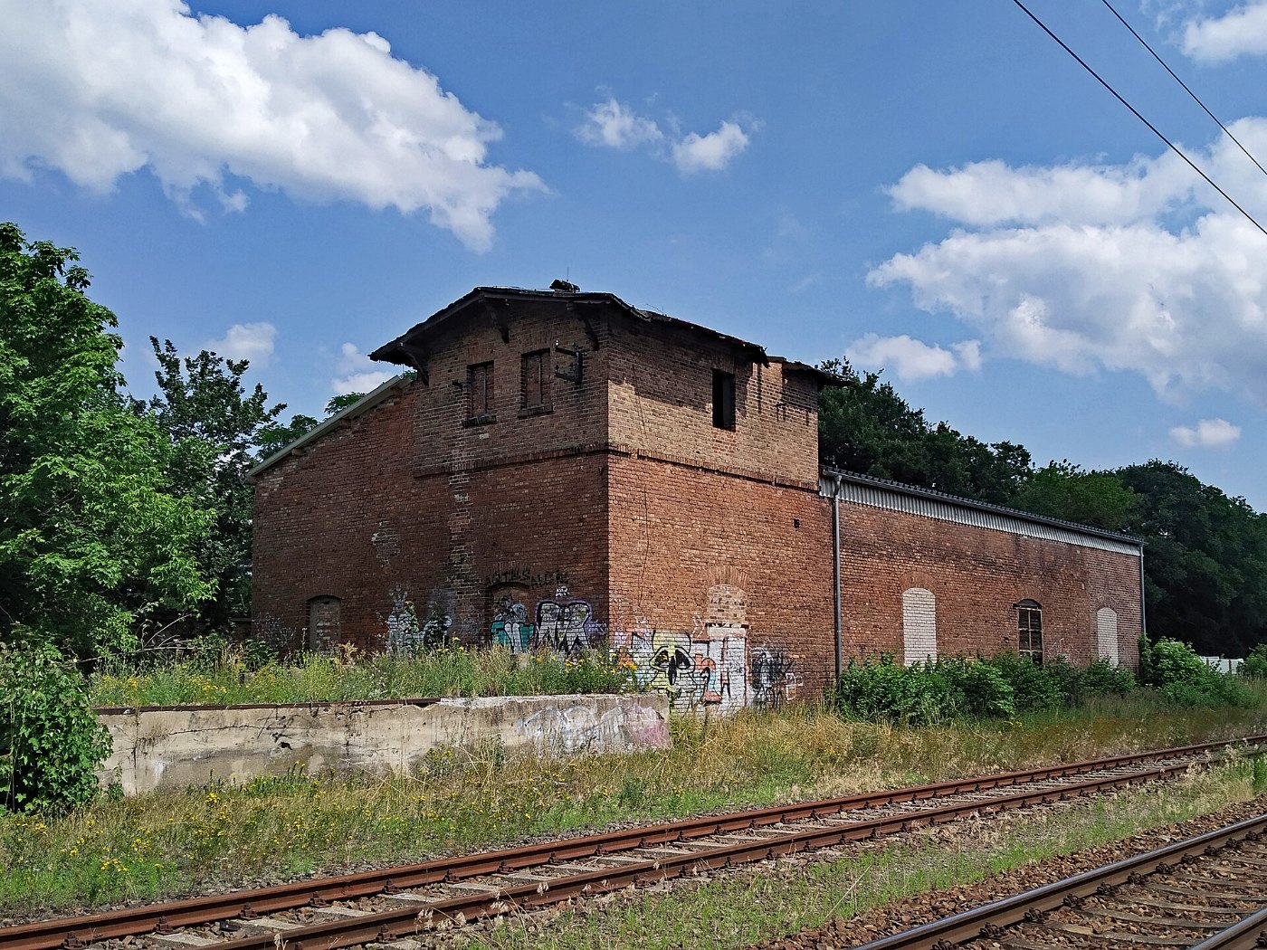 Schwedt Lokschuppen mit Wasserstation