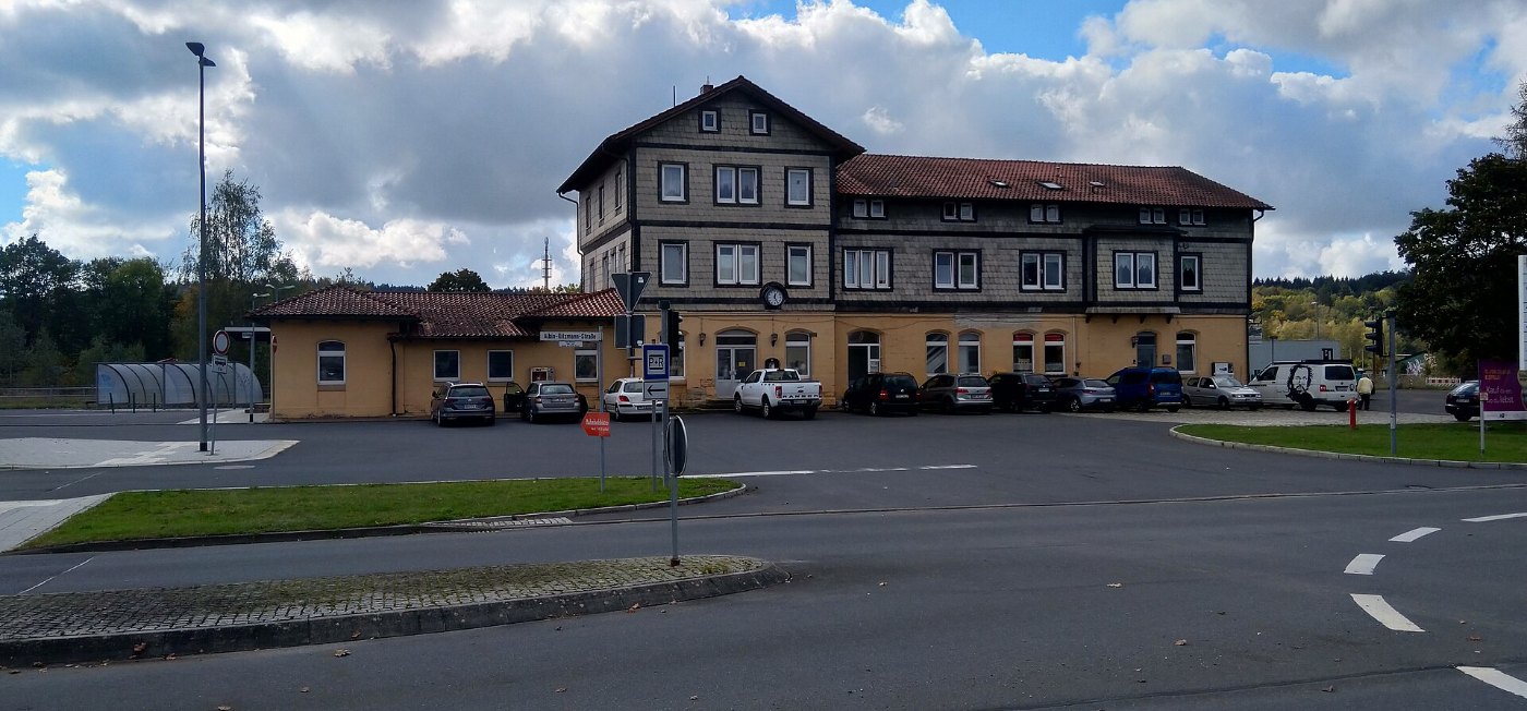 Bahnhof Eisfeld 9