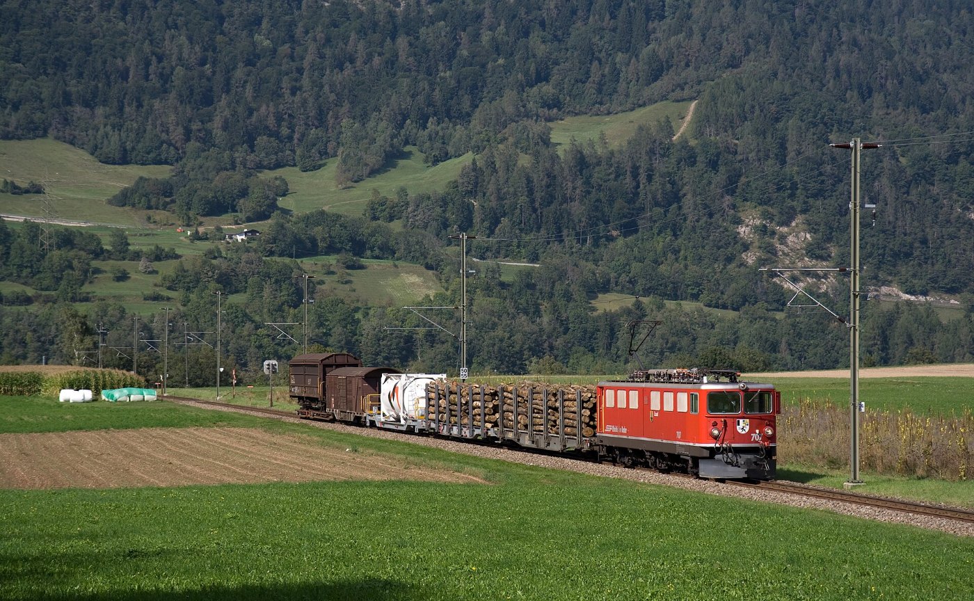 RhB Güterzug mit Rollschemel