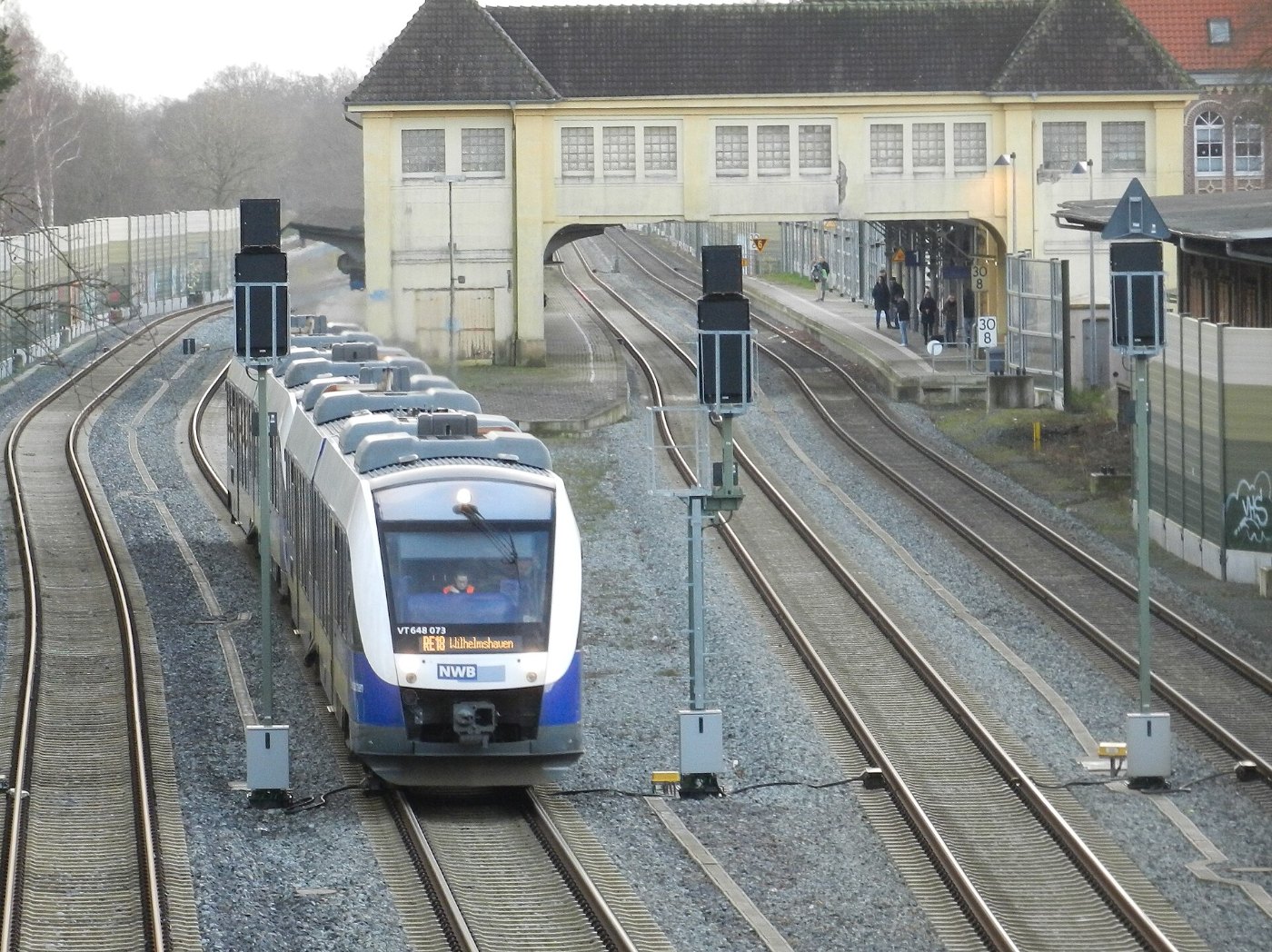 NWB Ausfahrt Varel Bf (cropped)