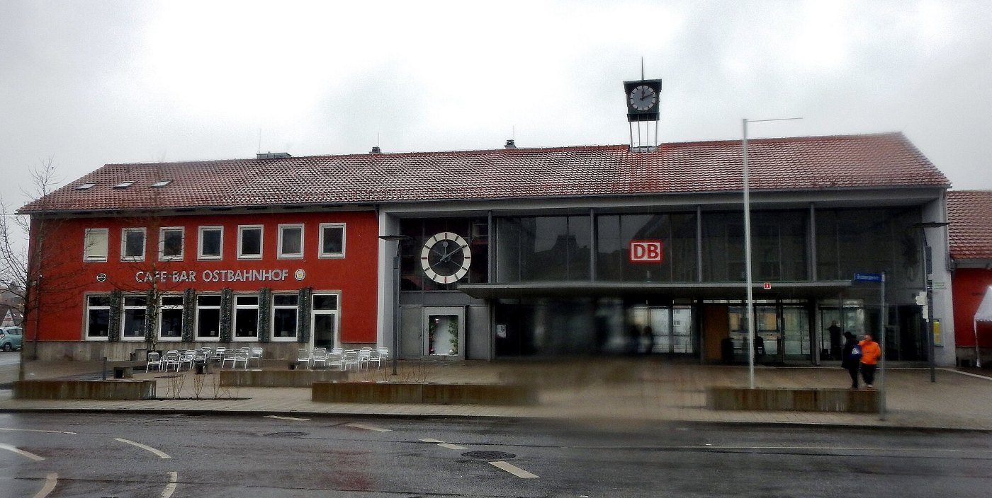 Beim 366 km langen Neckartalradweg, Bahnhof in Schwenningen panoramio