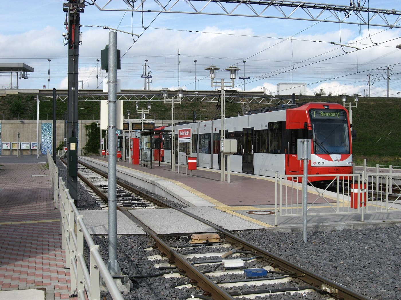 Keulen Weiden West stadtbahn terminus ground