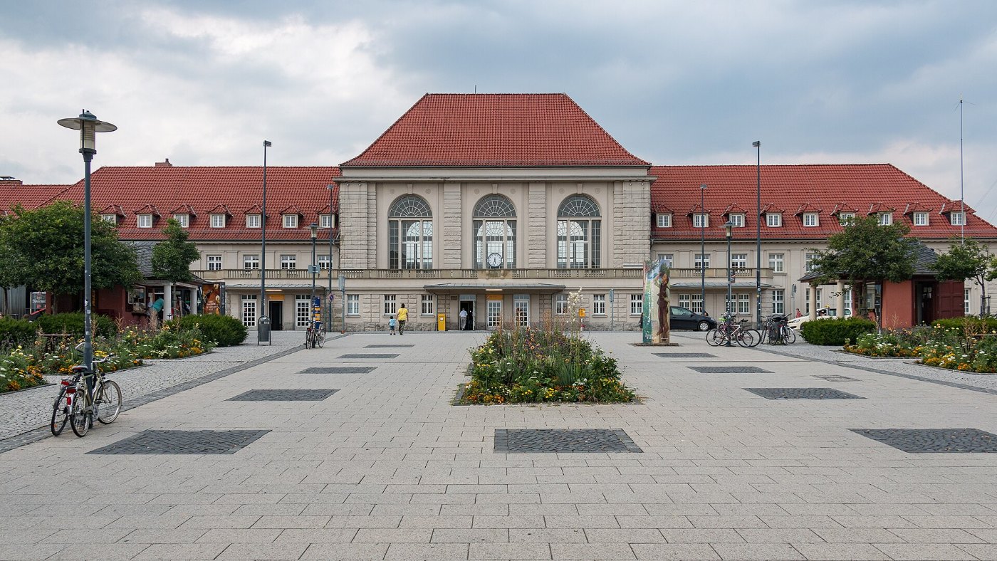 MK38043 Bahnhof Weimar