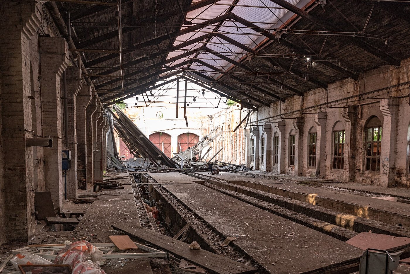 Zum Bahnhof, Lokhalle Weißenfels 002