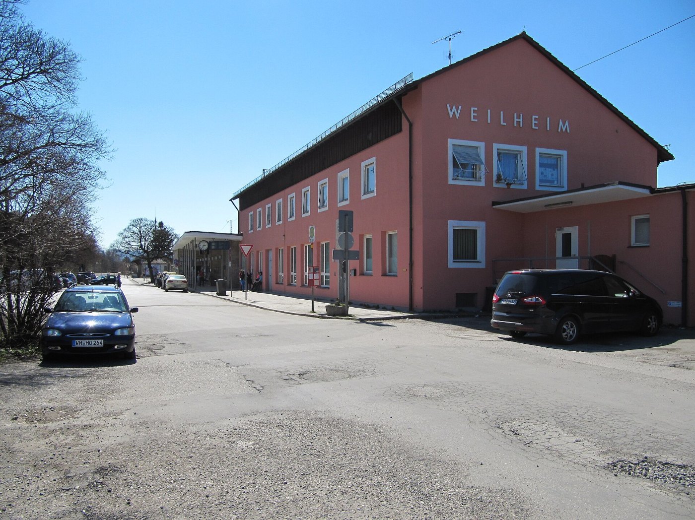 BhfWeilheimBahnhofsgebaeude