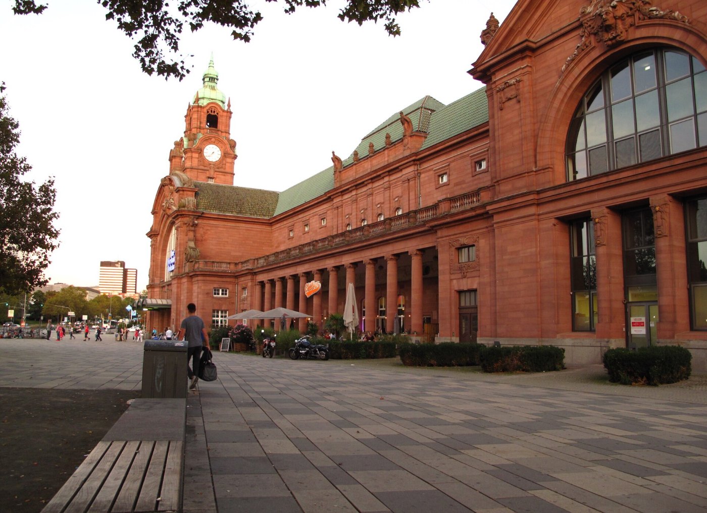 Wiesbaden Hauptbahnhof