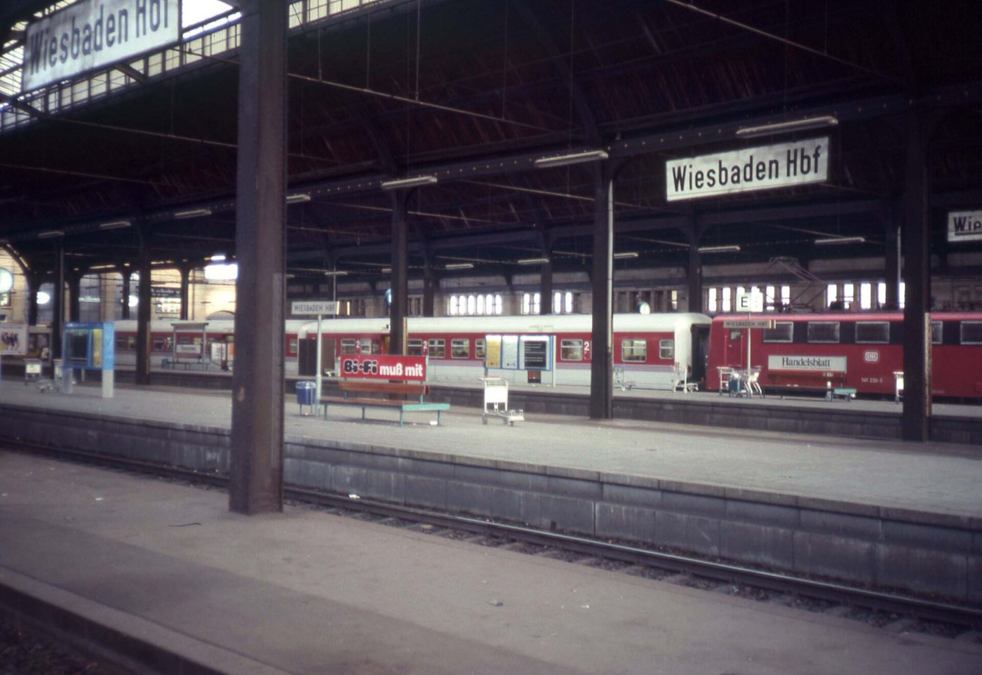Wiesbaden Hbf 1990 2
