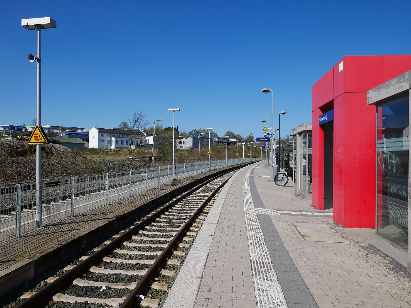 2019 04 19 Bahnhof Winterberg (Westf) Bahnsteiggleis 1 (2)