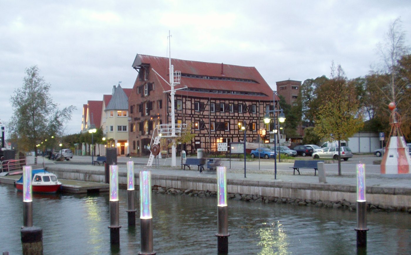 Wolgast hafen abend
