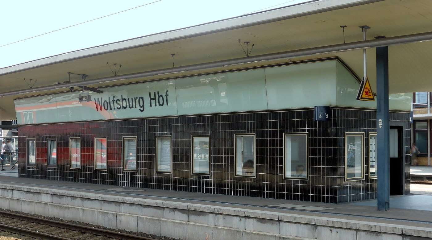 Wolfsburg Hbf, Warteraum, 3