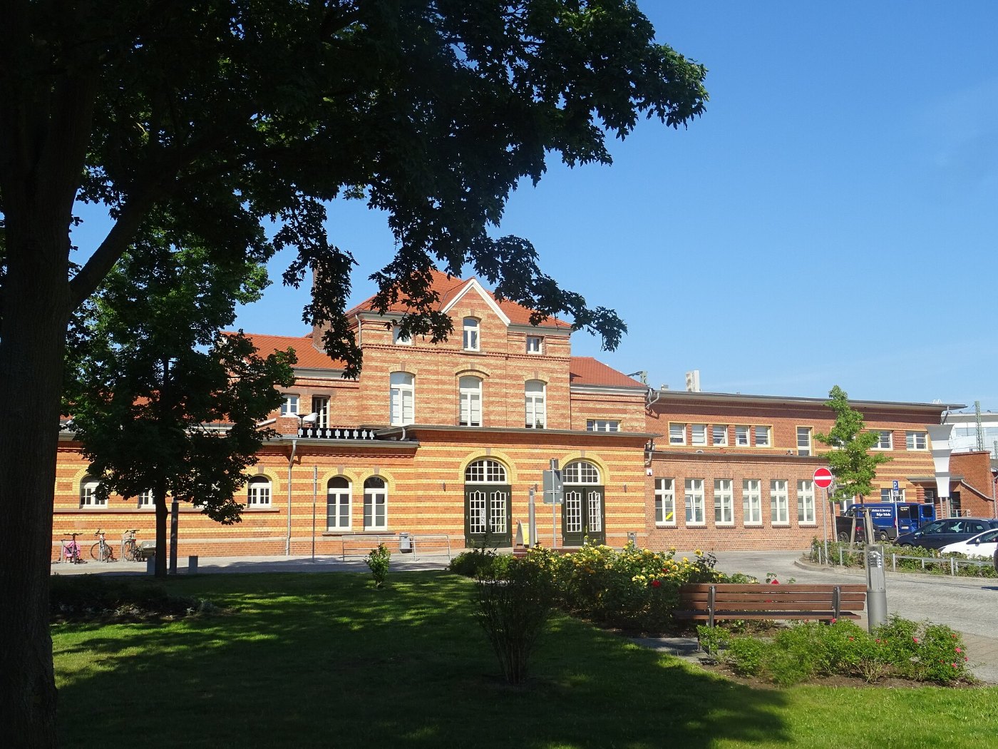 BfWaren EG O