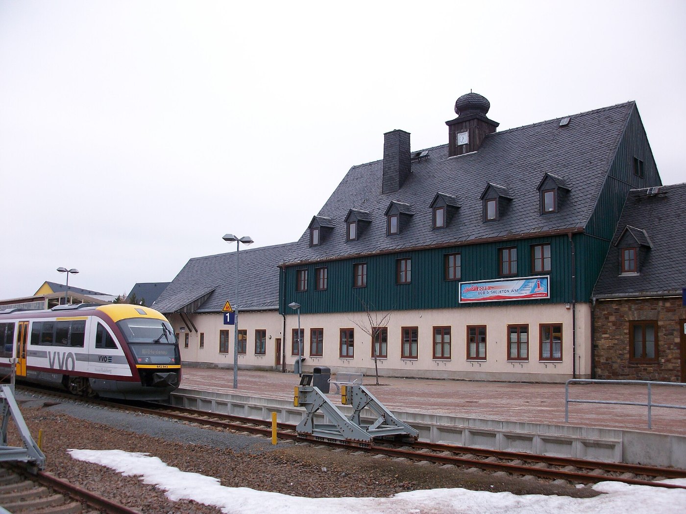 Bahnhof Kurort Altenberg, Empfangsgebäude (Gleisseite)