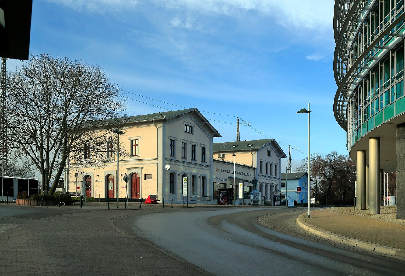 J42 344 Bf Lutherstadt Eisleben, Empfangsgebäude