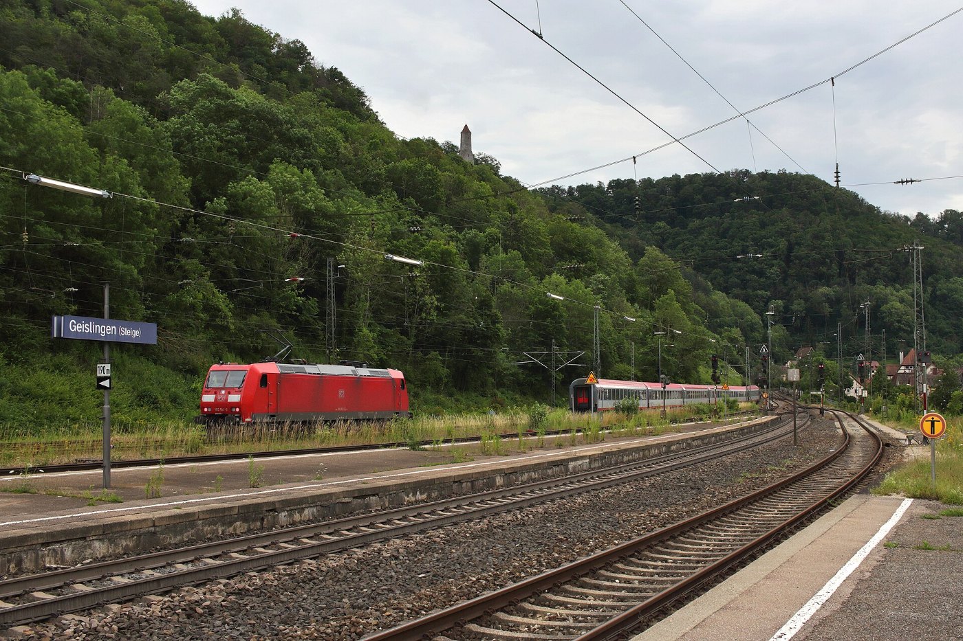 Ansetzten einer Schiebelok im Bahnhof Geislingen (Steige)