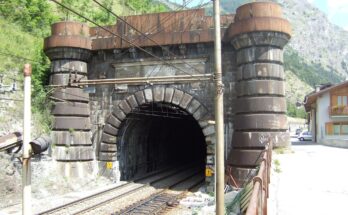 Bardonecchia (TO) portale sud del traforo ferroviario del Frejus