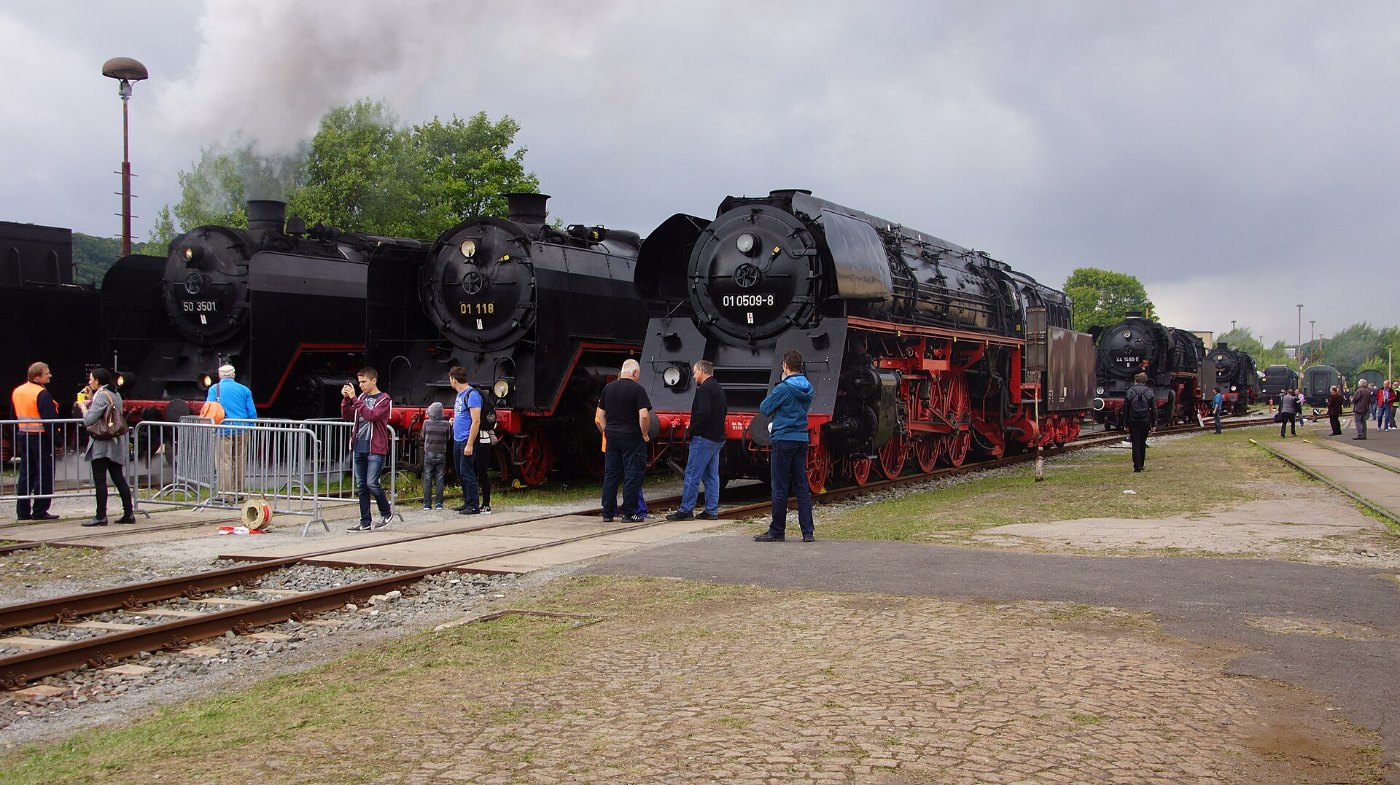 Meininger Dampfloktage 2015, Dampfloks 50 3501, 01 118 und 01 0509 8