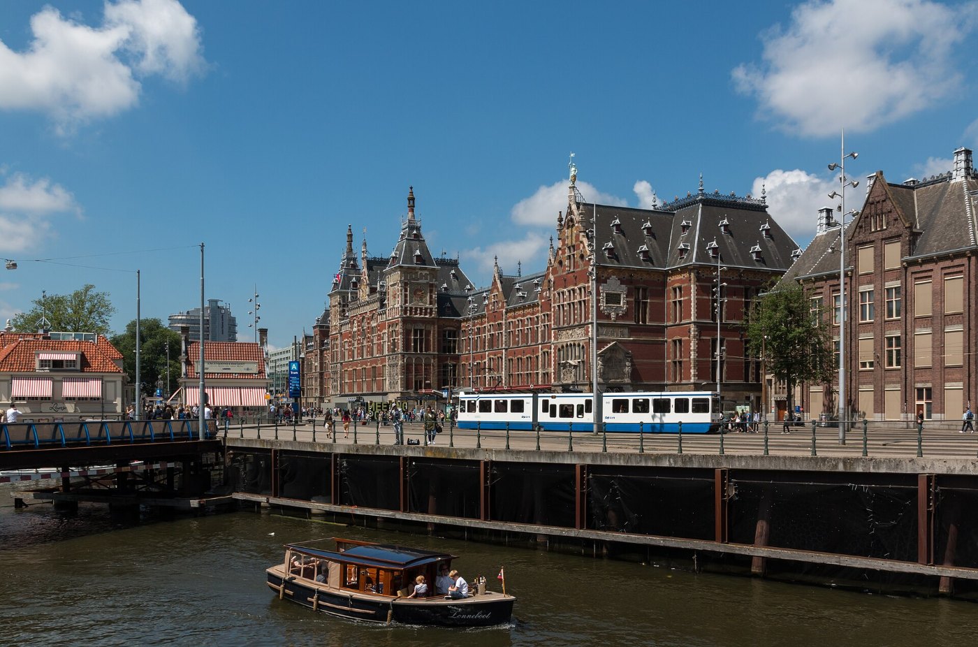 Amsterdam (NL), Centraal Station 2015 7265
