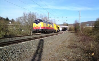 Diesellok der Baureihe V200 bei Herborn