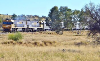 NR45 + NR10 + Ghan Alice Springs, 2015 (01)