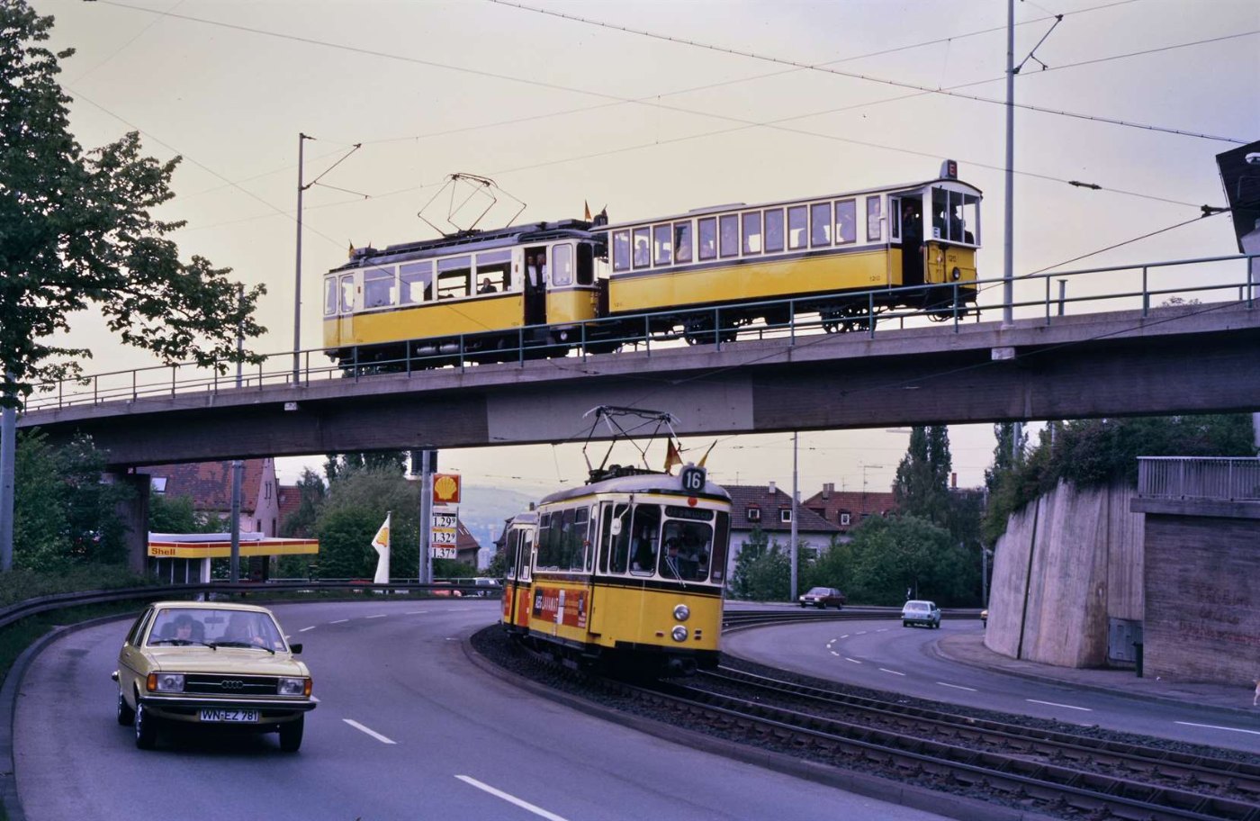 Special encounter of Stuttgart rack railway and Stuttgart historical tra