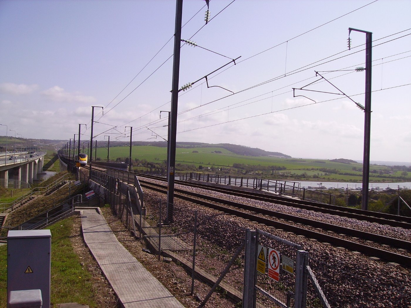 A Eurostar crosses the Medway Viaduct geograph.org.uk