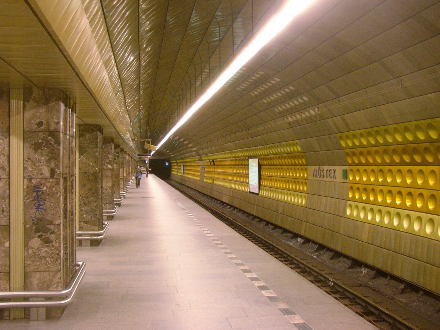 Prague metro Mustek A station 01 EX
