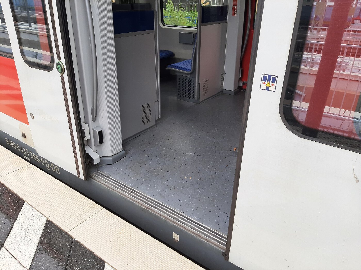 Baureihe 423 Hochflurig und doch barrierefrei