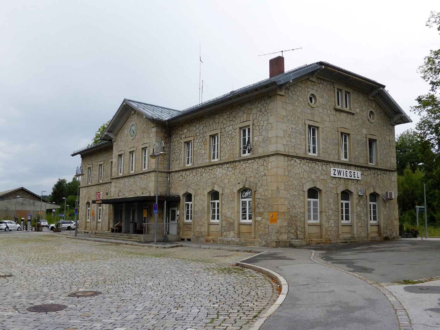 Bahnhofsgebäude in Zwiesel